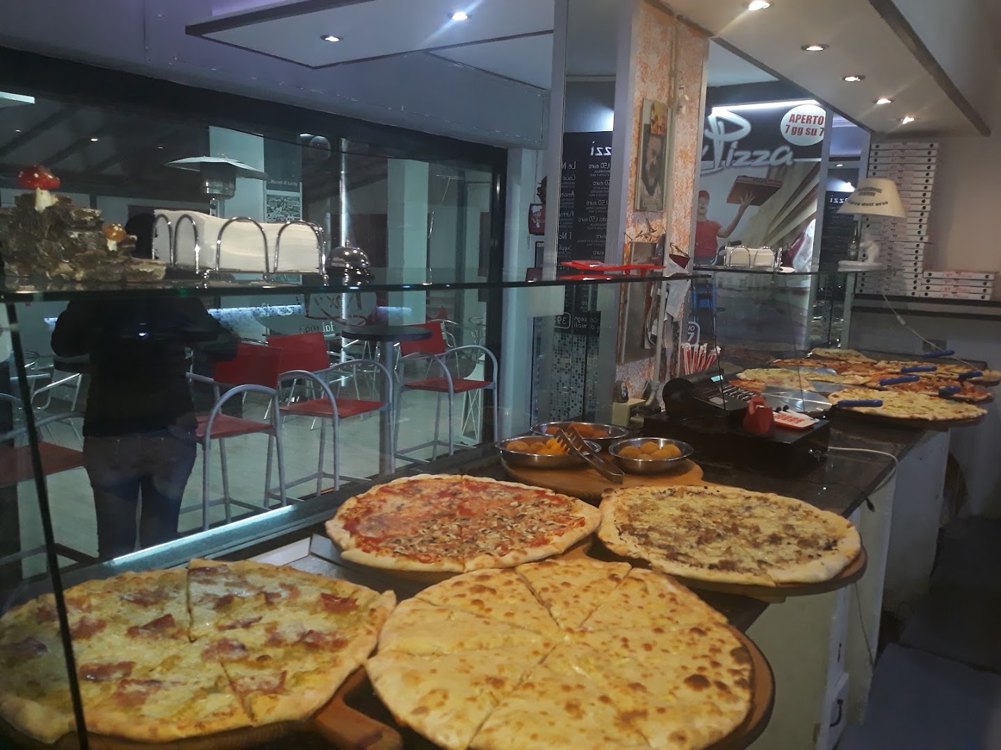 Roxy Pizza · Foto 1